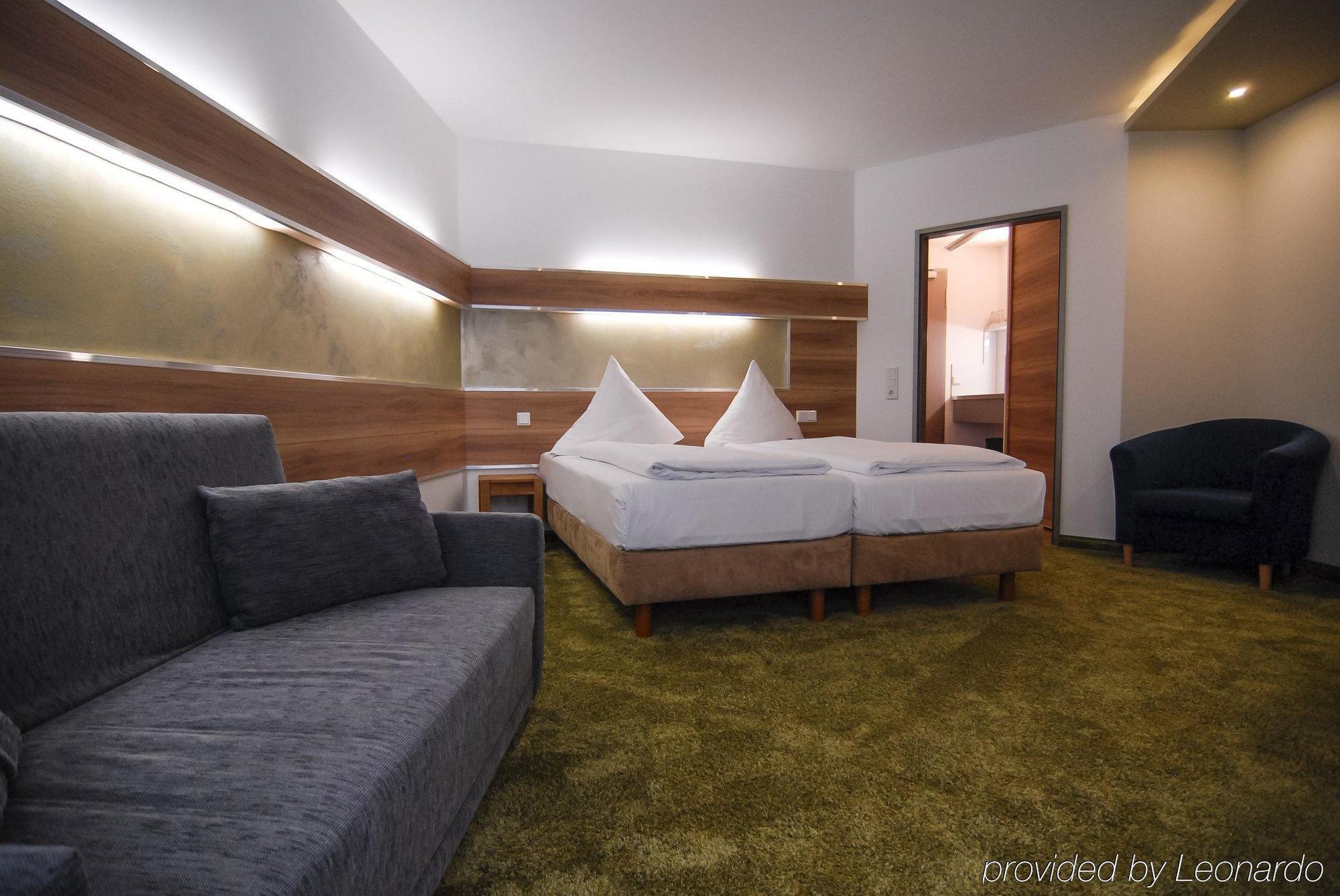 אסן Petul Apart Hotel City Premium מראה חיצוני תמונה