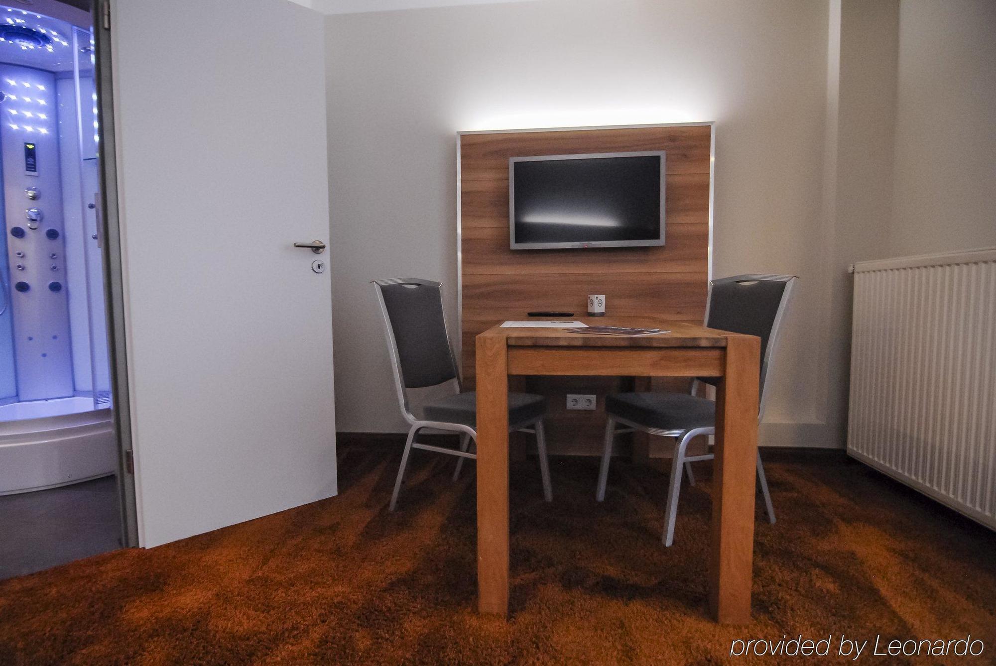 אסן Petul Apart Hotel City Premium מראה חיצוני תמונה