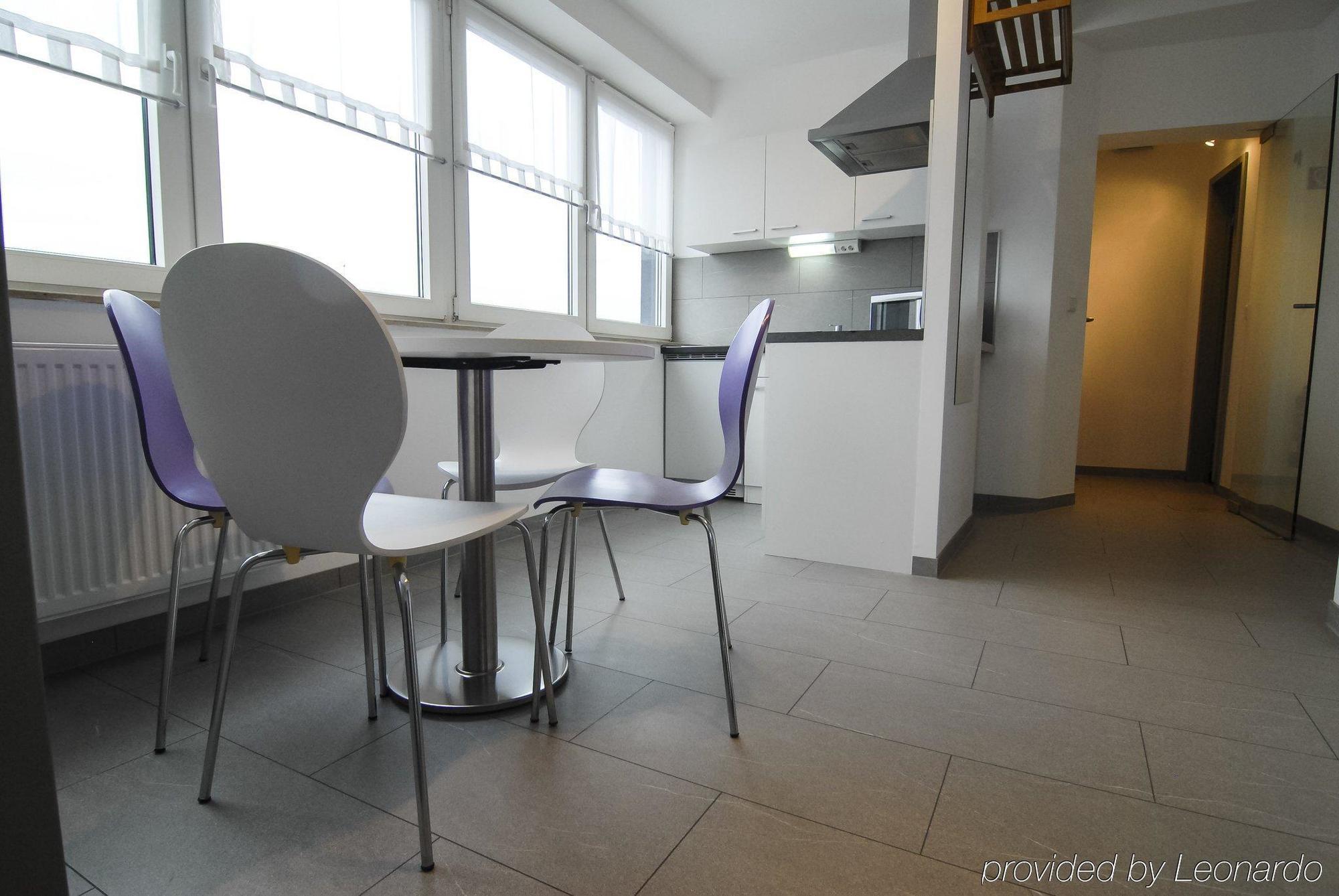 אסן Petul Apart Hotel City Premium מראה חיצוני תמונה