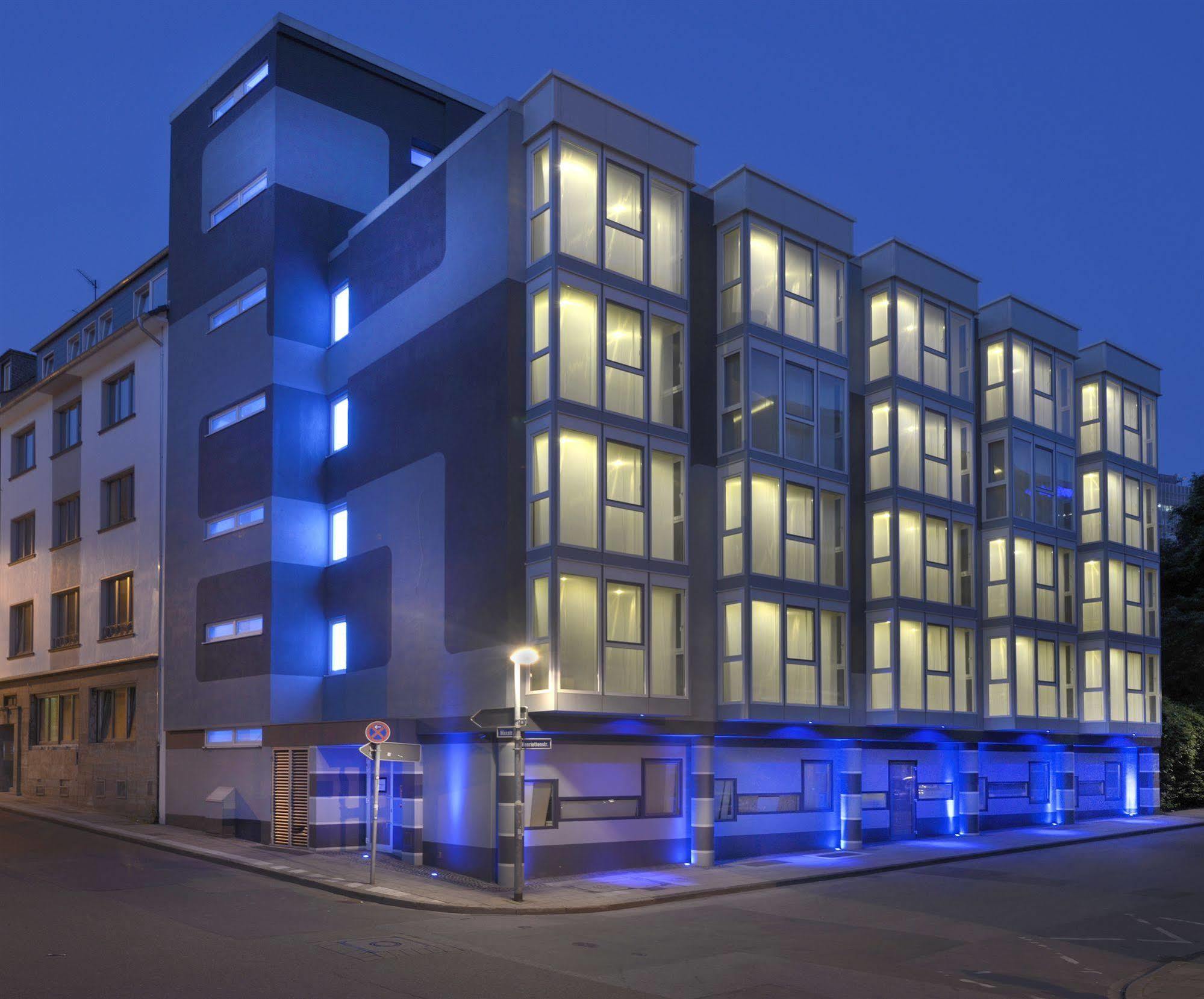 אסן Petul Apart Hotel City Premium מראה חיצוני תמונה