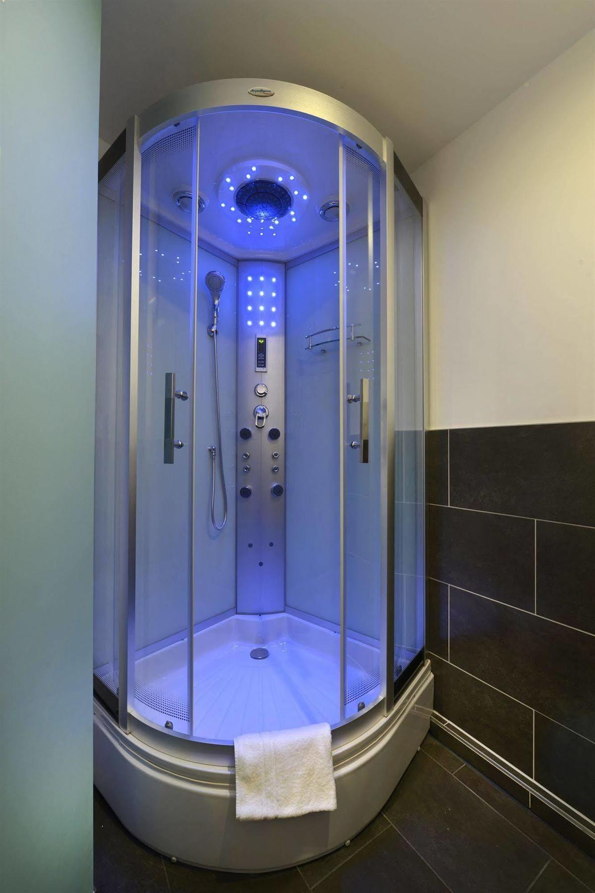 אסן Petul Apart Hotel City Premium מראה חיצוני תמונה