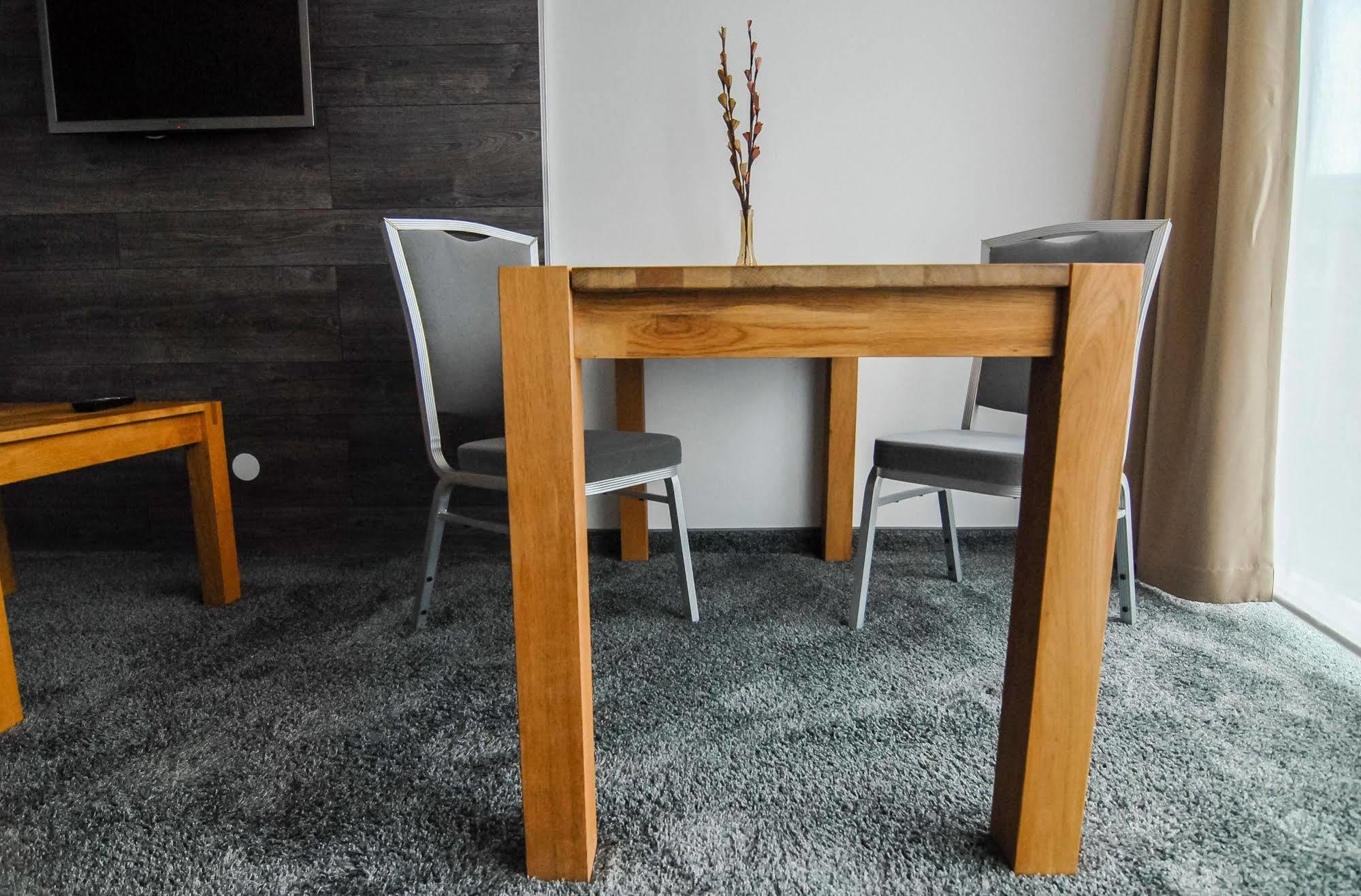 אסן Petul Apart Hotel City Premium מראה חיצוני תמונה