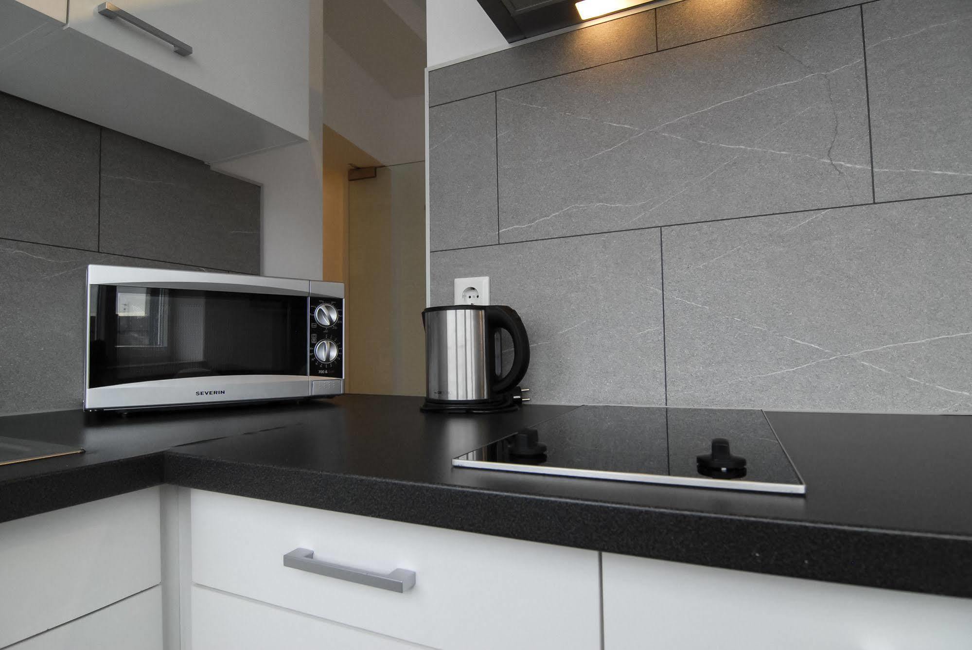 אסן Petul Apart Hotel City Premium מראה חיצוני תמונה