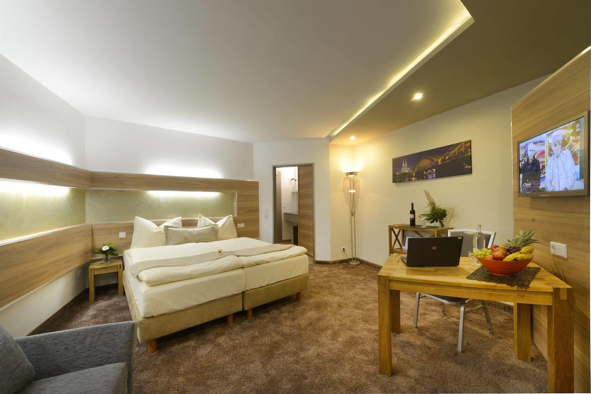 אסן Petul Apart Hotel City Premium מראה חיצוני תמונה